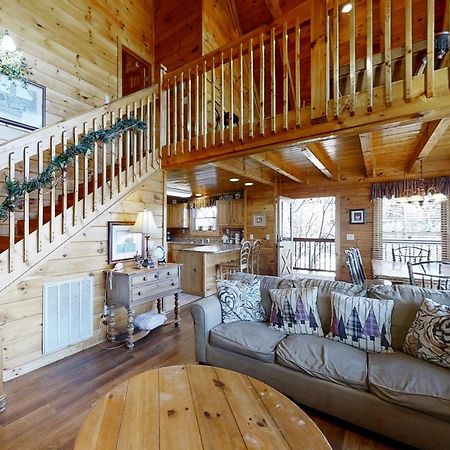 Chalet Of Dreams Пиджен Фордж Екстериор снимка