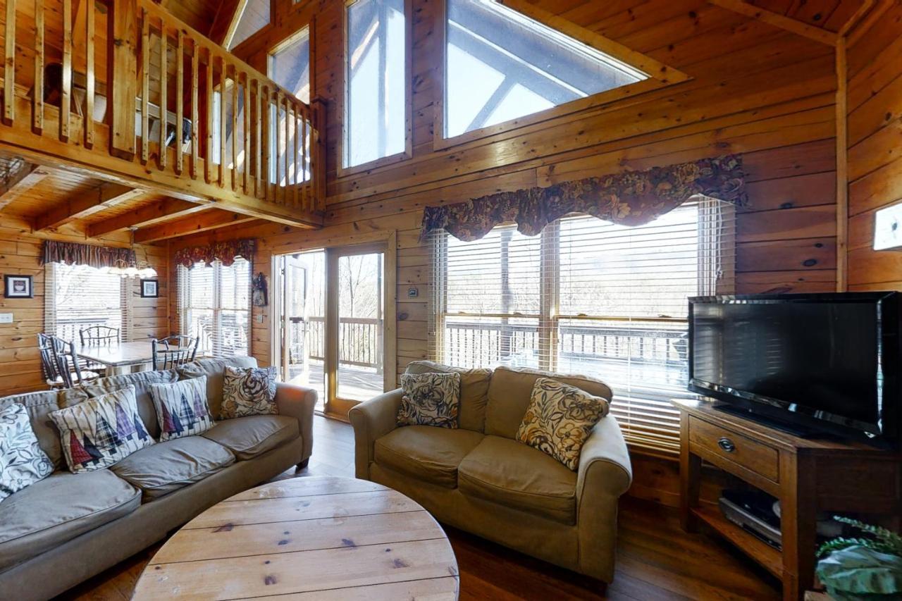Chalet Of Dreams Пиджен Фордж Екстериор снимка
