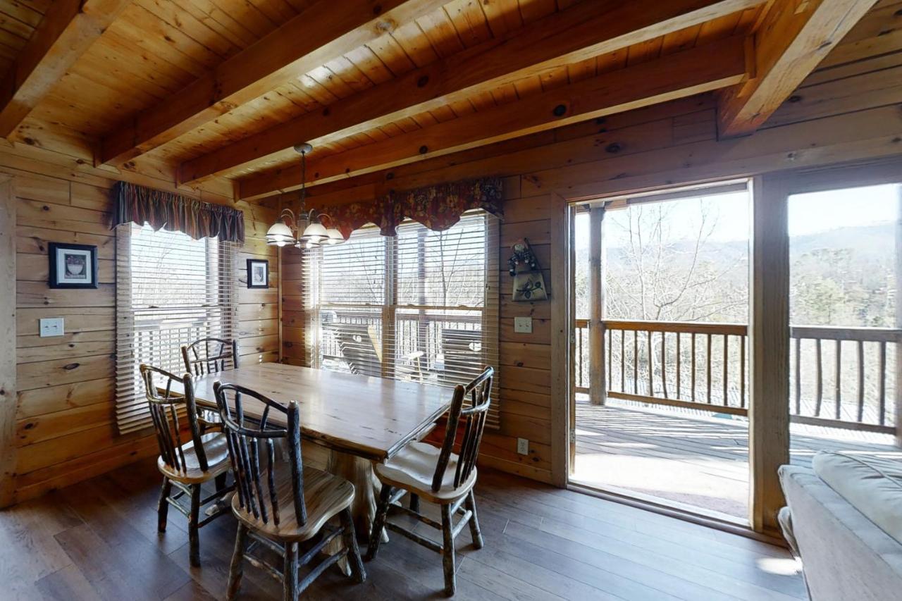 Chalet Of Dreams Пиджен Фордж Екстериор снимка